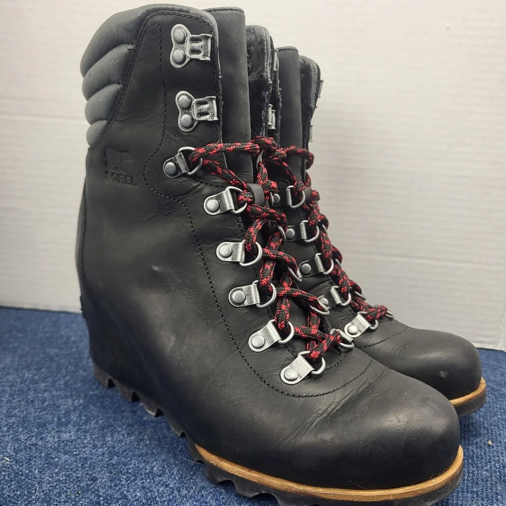 Sorel Boots Womens 8.5 Conquest Hidden Wedge Black Lace Up Hiker Alpine Lug Shoe